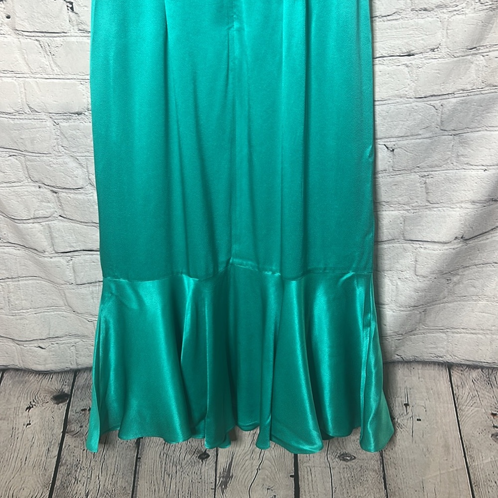 J. Crew Collection Green Satin-Like Ruffle Hem Dress Size 10 Excellent Condition - Picture 8 of 10